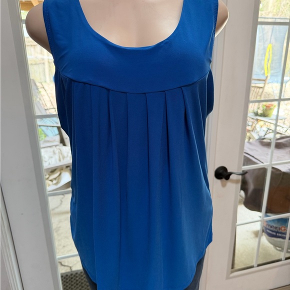 Tags Cut Out Tops - Blue Women's Tank Top with pleated front (I cut out the tags, itchy) XL  GUC
